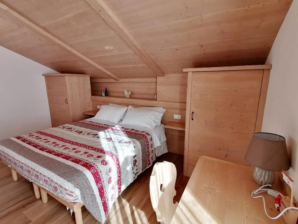 Отель Ai Larici Perarolo di Cadore Экстерьер фото