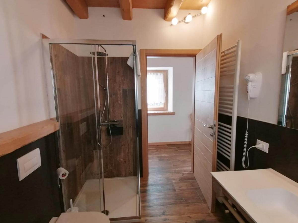 Отель Ai Larici Perarolo di Cadore Экстерьер фото